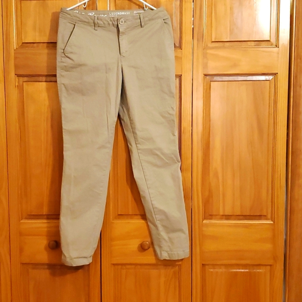 Women's khaki pants